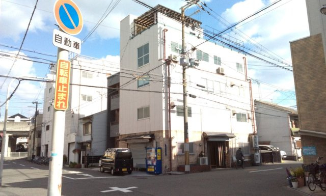 大阪市西成区岸里2丁目売住宅付事務所7480万円の外観