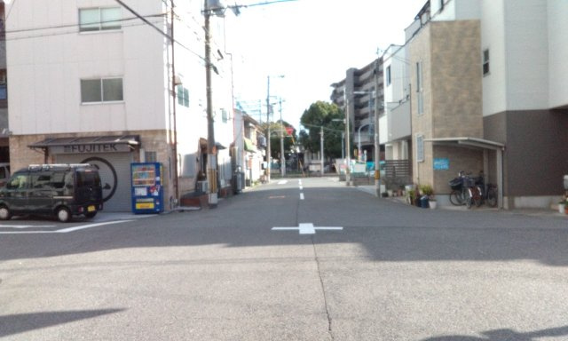 大阪市西成区岸里2丁目売住宅付事務所7480万円の周辺