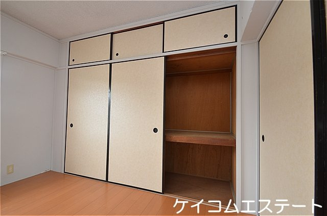 ヴィラナリー中間Ⅱ　２号棟の収納