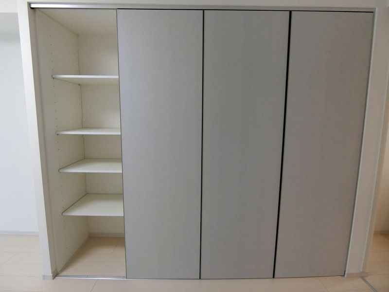 リブリ・ラフィーネ国立の収納