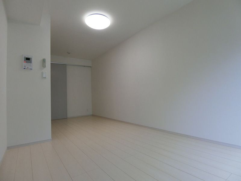 リブリ・ラフィーネ国立の内装