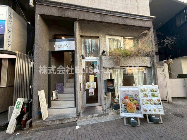 新宿Ｑビル　3Fのエントランス