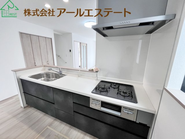 加古川市加古川町大野　　JR「日岡駅」徒歩10分のキッチン