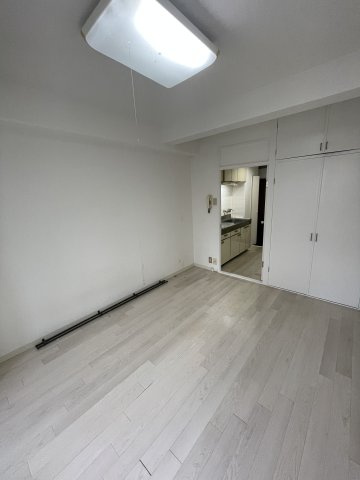 シャルマン湊川の居間・リビング