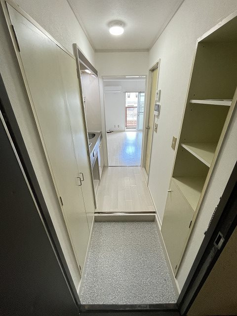 シャンブルド甲東園の玄関