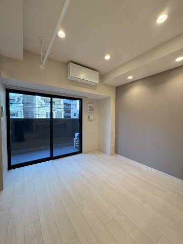 K-COURT谷町四丁目の居間・リビング