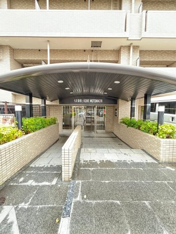 リーガル神戸元町のエントランス