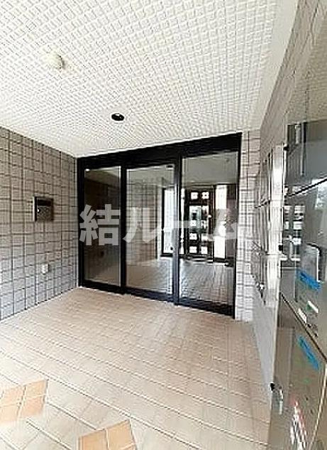 板橋区西台４丁目の賃貸マンションのエントランス