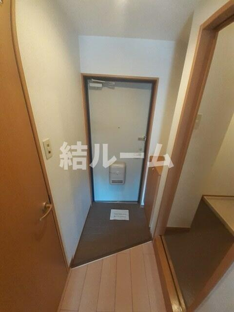 板橋区西台４丁目の賃貸マンションの玄関