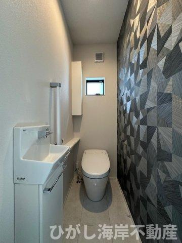 茅ヶ崎市東海岸南3丁目　新築戸建　全3棟のトイレ|洗浄機能付きお手洗い