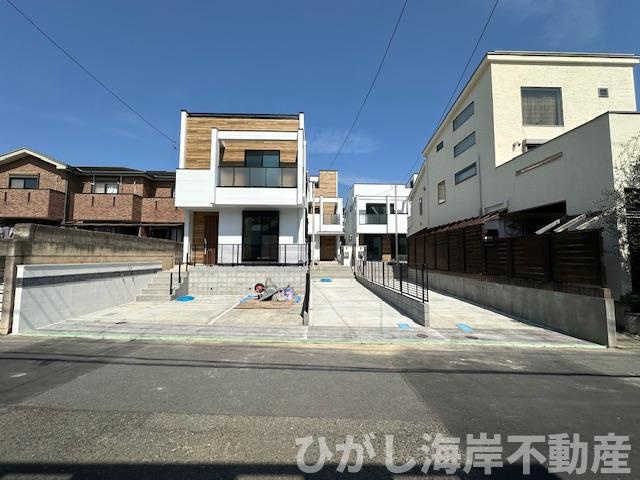 茅ヶ崎市東海岸南3丁目　新築戸建　全3棟の前面道路含む現地写真|現地外観