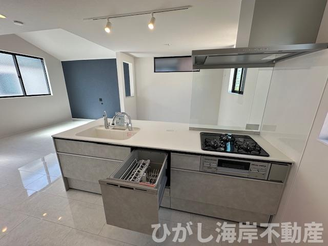 茅ヶ崎市東海岸南3丁目　新築戸建　全3棟のキッチン|食洗器付きシステムキッチン