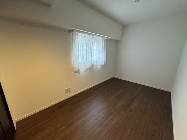 三田清風ガーデン　4Fの洋室