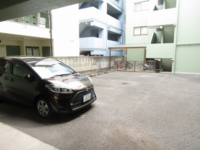 【駐車場】 | チサトマンション
