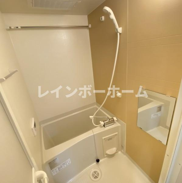 MELDIA竹ノ塚Ⅲの浴室
