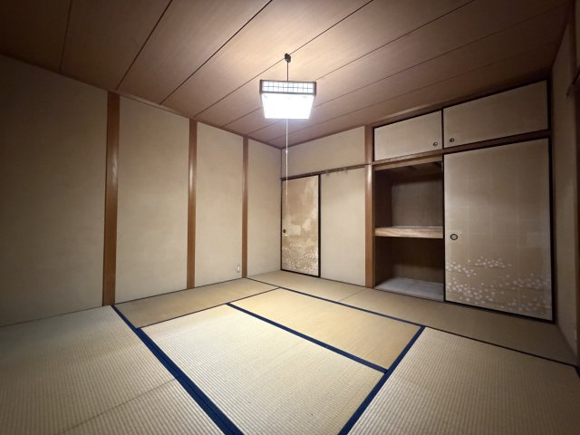 半田市亀崎町5丁目の和室|2F：和室8帖