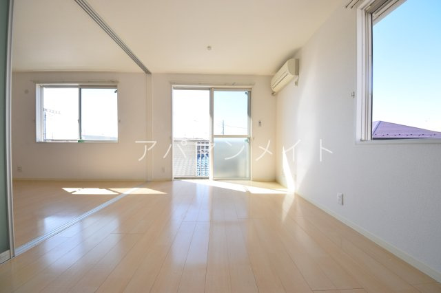 【居間・リビング】 | メゾンファミリア | 戸塚周辺ならアパマンメイトへＬｅｔｓ Ｇｏ ！