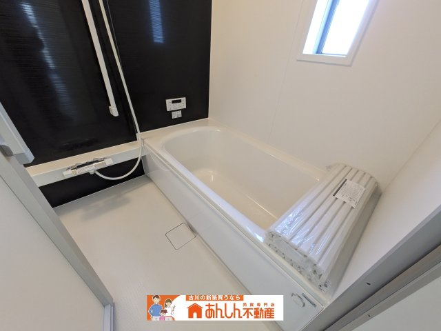 【浴室】 | 上古川第１１ １号棟 | 同仕様写真　寒い時期に役立つ浴室暖房付き！