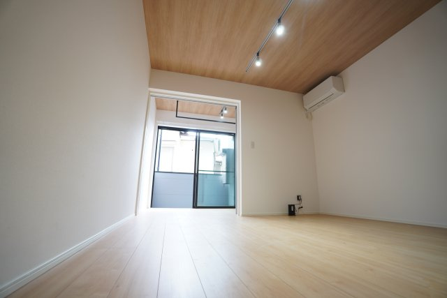 VAU house 青葉の森（ヴァウハウス）の居間・リビング