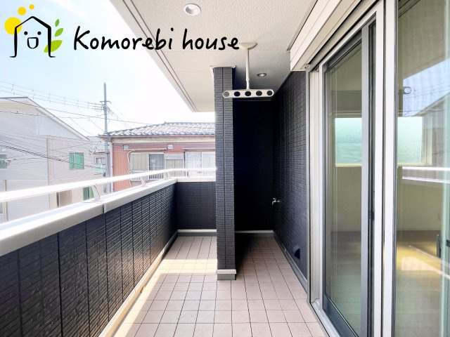さいたま市見沼区風渡野　中古一戸建てのバルコニー|開放的で明るい空間を演出してくれるバルコニーです