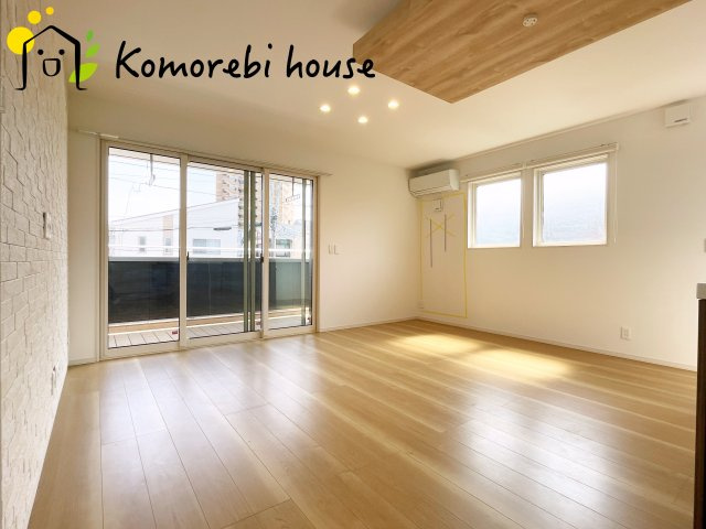 さいたま市見沼区風渡野　中古一戸建ての居間・リビング|使いやすい居間です
