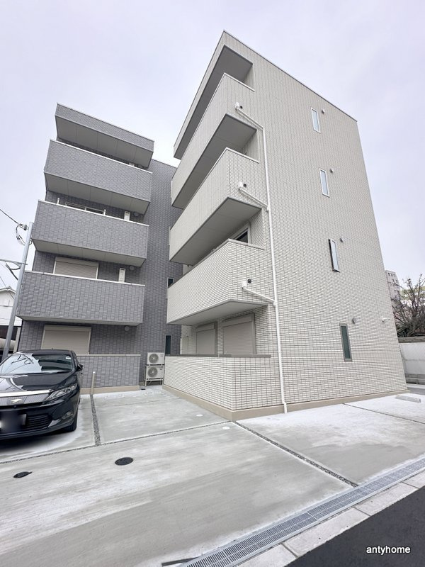TRICERA Court　仲介手数料無料の外観