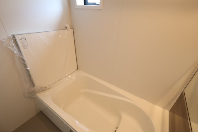 《仲介手数料無料》大宮区土手町１丁目273-5新築一戸建てケイアイグレイスの浴室