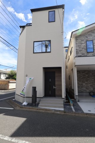 《仲介手数料無料》大宮区土手町１丁目273-5新築一戸建てケイアイグレイスの外観