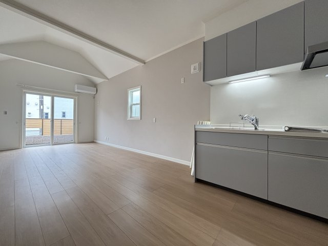 南街平屋ＷＥＳＴの居間・リビング