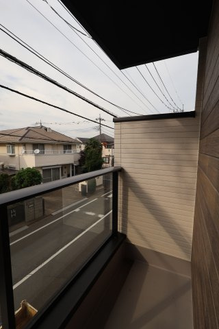 《仲介手数料無料》大宮区土手町１丁目273-5新築一戸建てケイアイグレイスのバルコニー