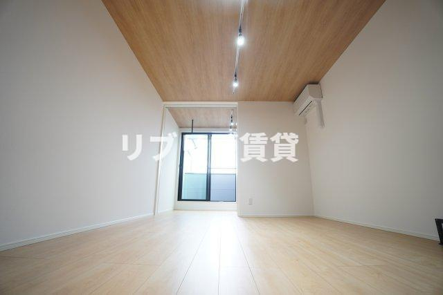 VAU house 青葉の森（ヴァウハウス）の居間・リビング