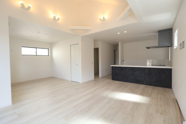 《仲介手数料無料》大宮区土手町１丁目273-5新築一戸建てケイアイグレイス