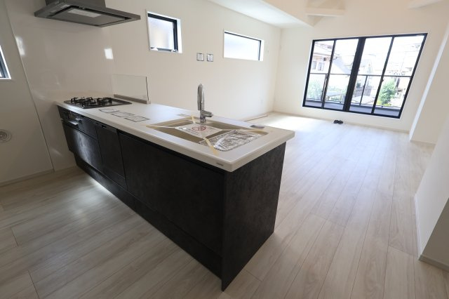 《仲介手数料無料》大宮区土手町１丁目273-5新築一戸建てケイアイグレイスのキッチン