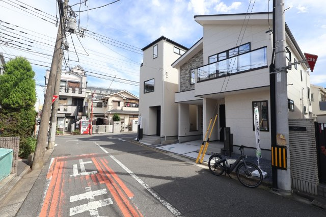 《仲介手数料無料》大宮区土手町１丁目273-5新築一戸建てケイアイグレイスの外観