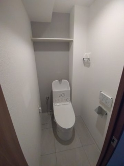 【トイレ】 | グリーンコーポ多摩ニュータウン南大沢 | 落ち着いた色調のトイレです