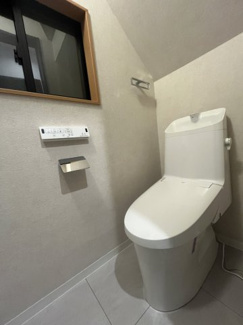 【トイレ】 | 杉並区南荻窪二丁目戸建 | 清潔感のあるトイレです