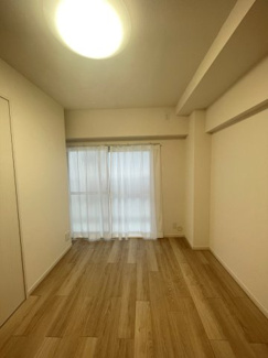 【洋室】 | ジョイフル門前仲町第一 | 個人の部屋や寝室として使える洋室です