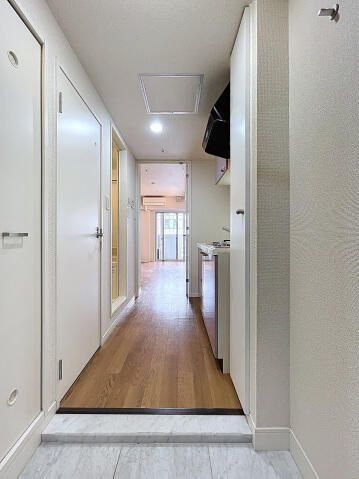 スカイコート早稲田壱番館の玄関