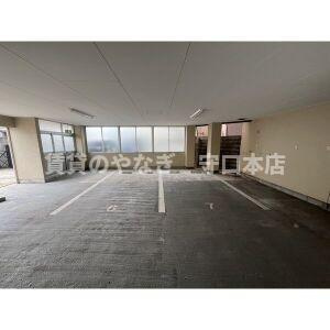 【駐車場】 | マンションアフルエンス