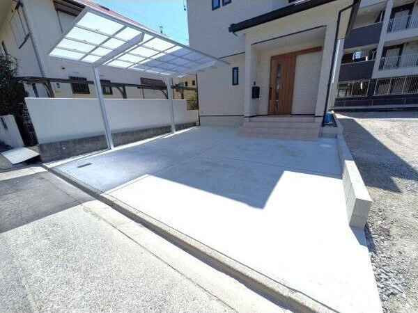 名古屋市中川区横前　新築一戸建ての駐車場|駐車場があります