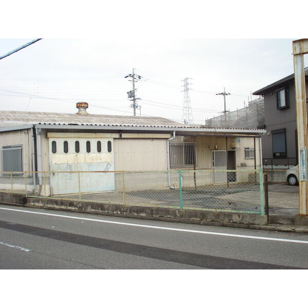 野田町東出口貸倉庫