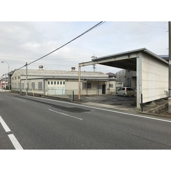 野田町東出口貸倉庫の外観