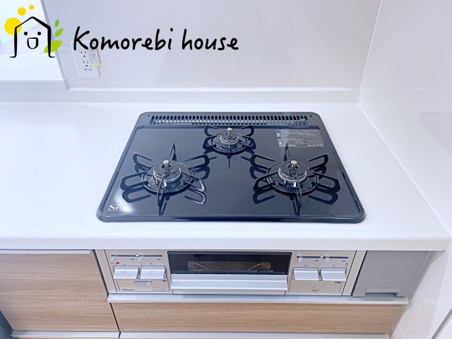 【大宮　East Terrace】さいたま市見沼区大谷　新築一戸建て　ブルーミングガーデン　03のキッチン|26.5.9　撮影済み