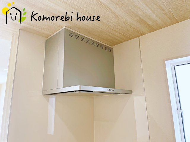 【大宮　East Terrace】さいたま市見沼区大谷　新築一戸建て　ブルーミングガーデン　03のキッチン|26.5.9　撮影済み