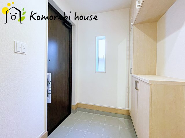 【大宮　East Terrace】さいたま市見沼区大谷　新築一戸建て　ブルーミングガーデン　03の玄関|26.5.9　撮影済み