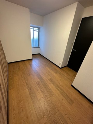 【洋室】 | ユニライフ北大阪2号棟 | 全居室洋室仕様でお掃除もラクラク！家具やレイアウトにこだわって、自分だけの快適空間を楽しめます。
