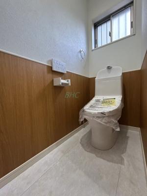 【トイレ】 | 一里山４丁目 | プライベート空間として機能や内装にこだわった、優しい雰囲気のトイレはリラックス空間へ。