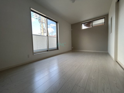 【洋室】 | 一里山４丁目 | シンプル・イズ・ベストが基本。プレーンな空間を自分好みに。いつまでも快適に暮せる住まいへ。