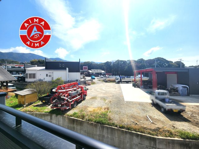糟屋郡宇美町神武原1丁目第1-3棟（1号棟）の展望|窓から緑が見える物件も魅力的です。