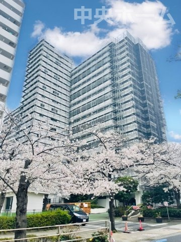 なぎさニュータウン4号棟の外観|新耐震基準適合マンションです。ペットの飼育可能マンション。